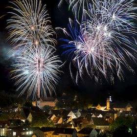 Flyer der Silvesterveranstaltung: Silvesterführung 2024: Stadtrundgang durch Leutkirch